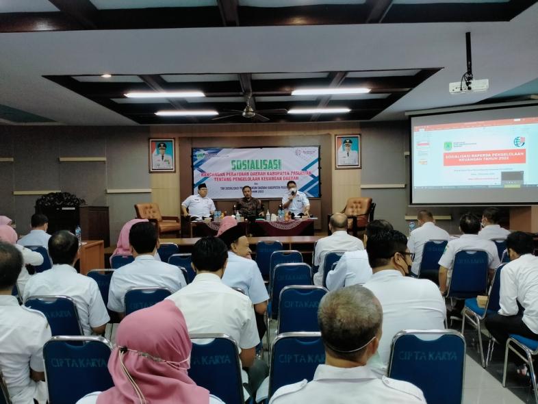 Sosialisasi Raperda Pengelolaan Keuangan Daerah, di Ruang Rapat Dinas Perumahan dan Kawasan Permukiman Kabupaten Pasuruan, 7 Desember 2022
